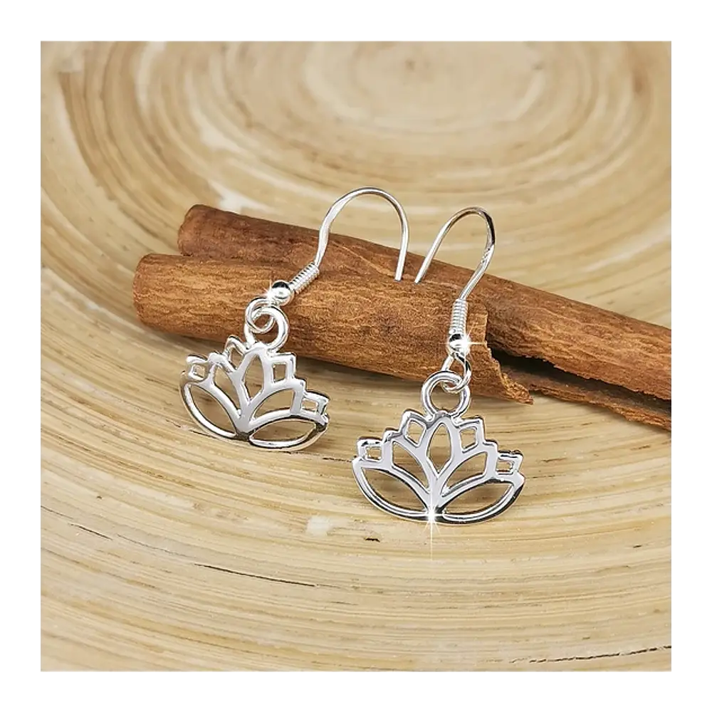Aros, aritos flor de loto en plata 950
