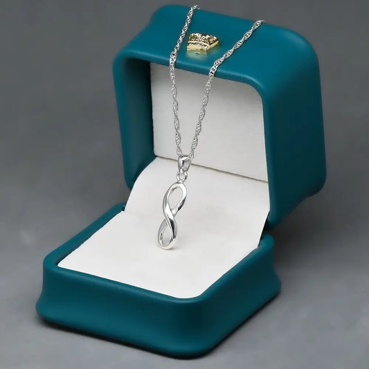 Colgante infinito en plata 950