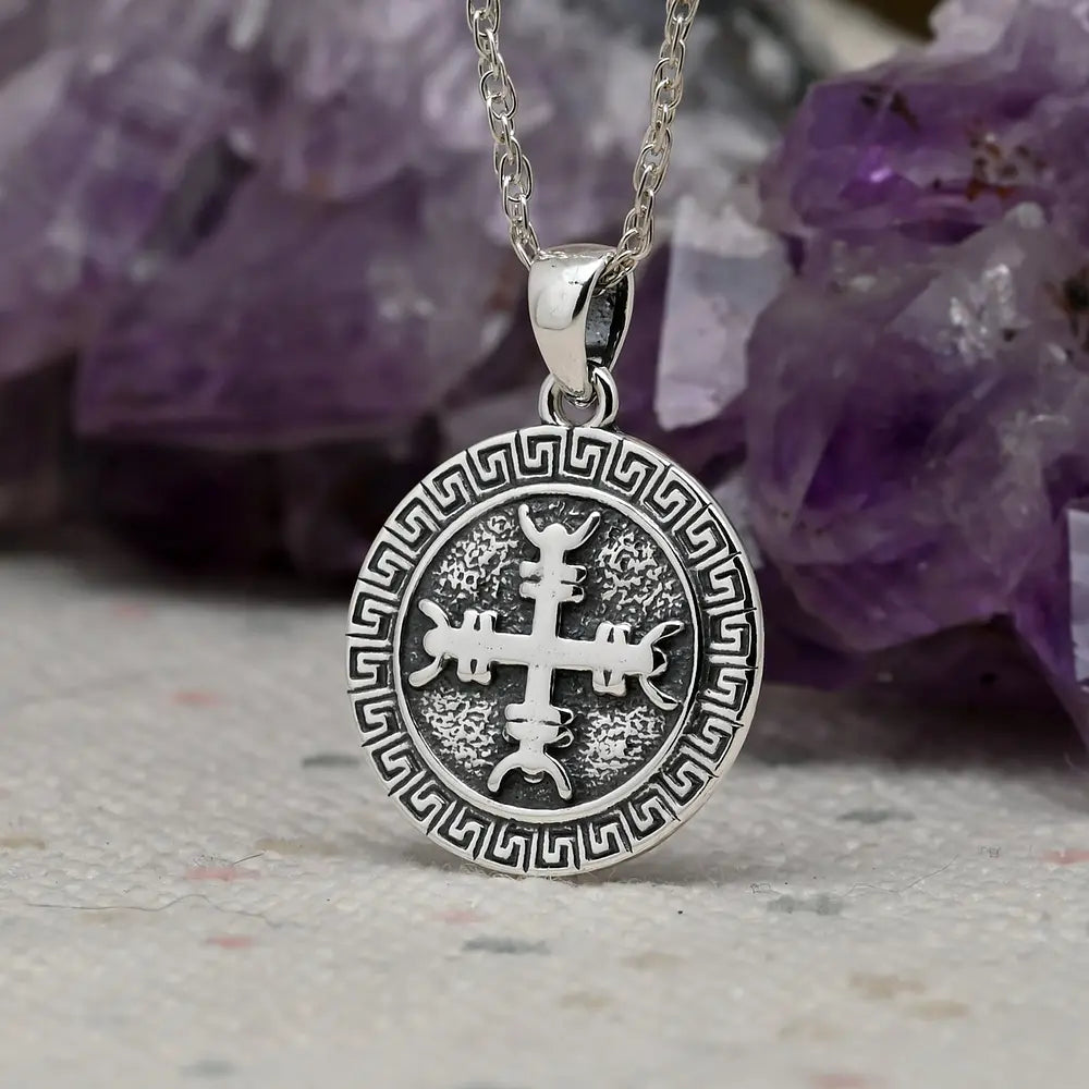 Colgante runa de la protección en plata 950
