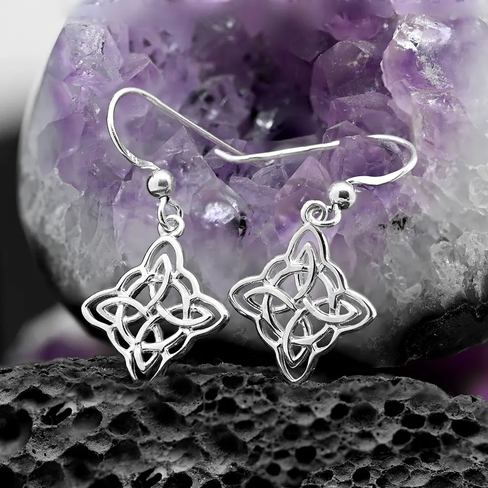 Aros, aritos nudo de brujas en plata 950