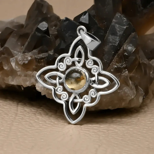 Colgante nudo de brujas con citrina en plata 925