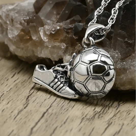 Colgante zapatillas de futbol en plata 950
