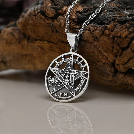 Colgante tetragrammaton pequeño en plata 950