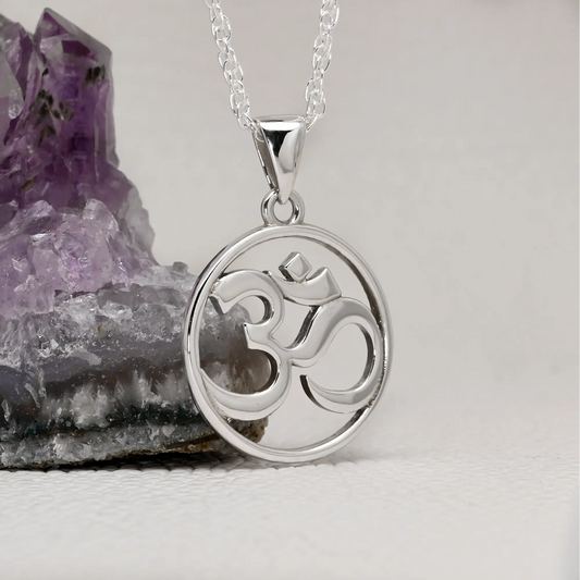 Colgante Om universo en plata 950