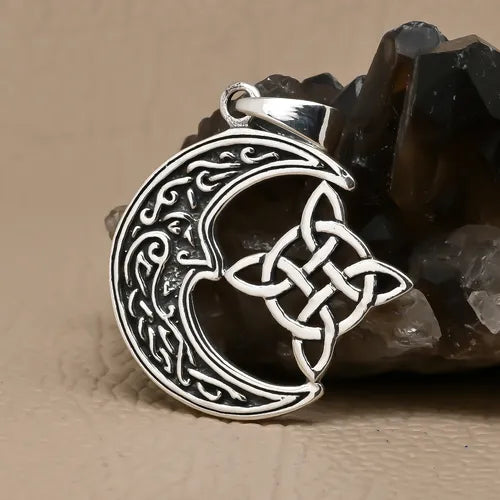 Colgante nudo de brujas con luna en plata 925