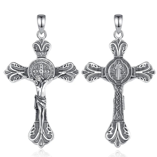 Colgante cruz relgiosa con san benito en plata 925